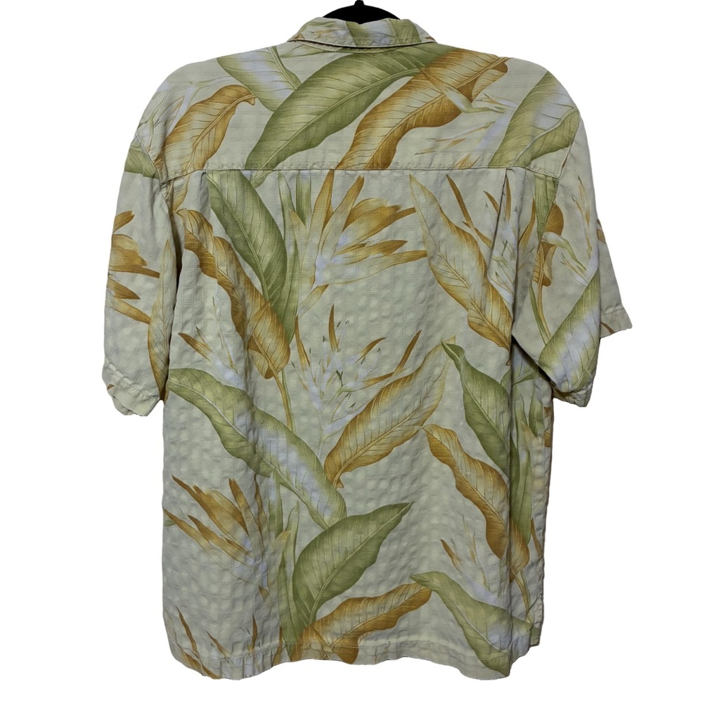 Tommy Bahama Silk Button Up Shirt Men’s M Floral Hawaiian Short Sleeve - Picture 2 of 4